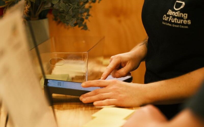 cafes coffee shops KwickSIGN digital menu boards
