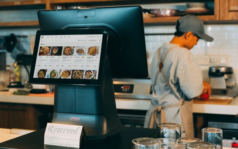 pizza shops KwickSIGN digital menu boards